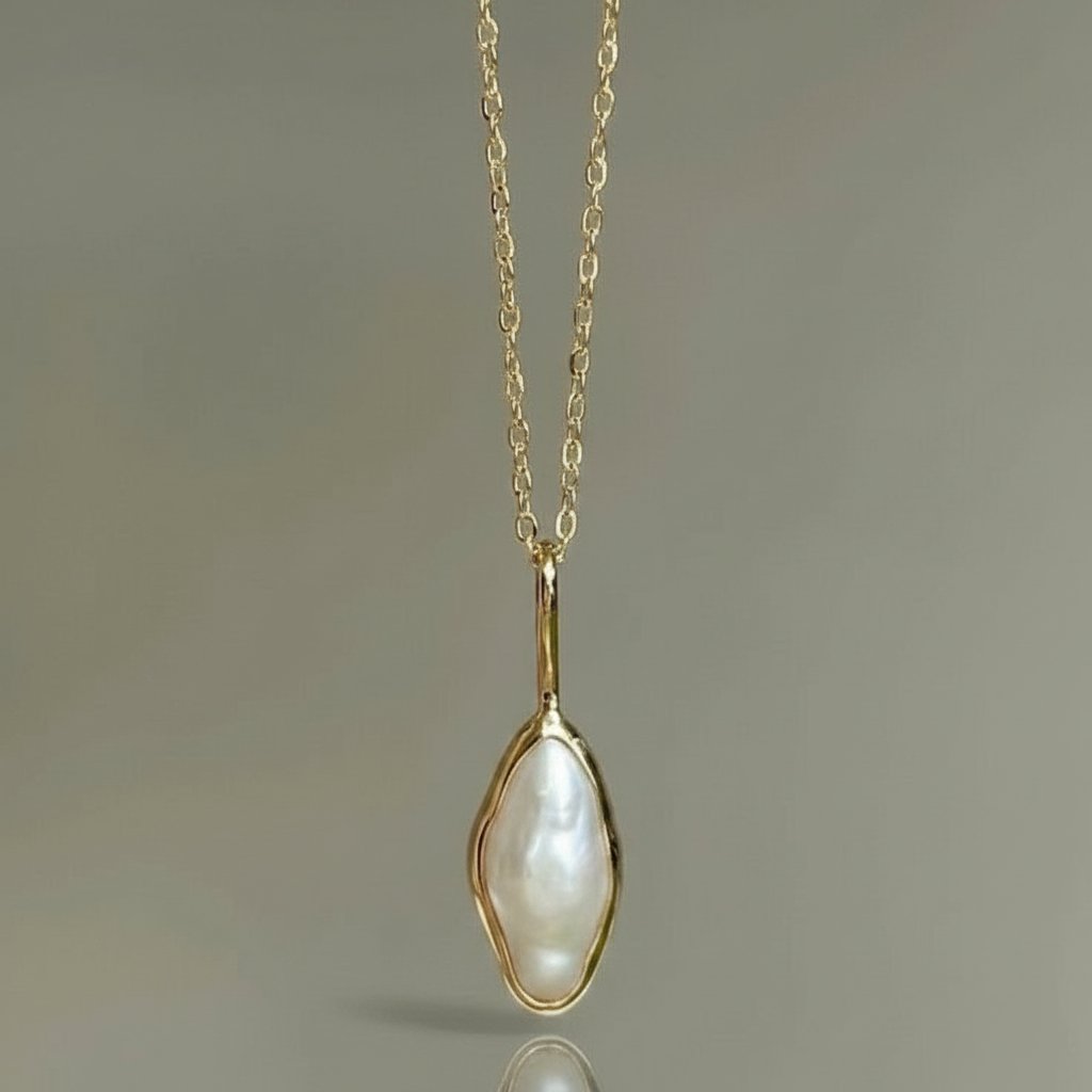 Amelie Gold Necklace