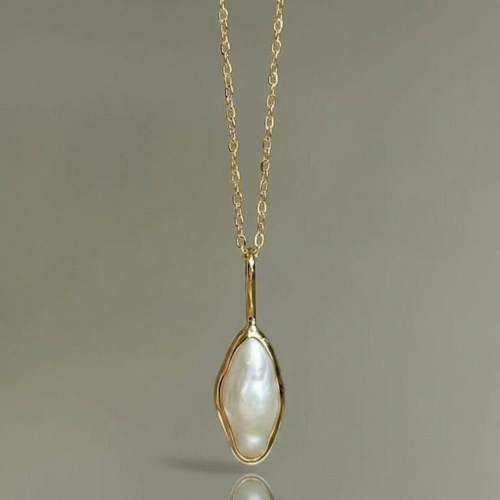 Amelie Gold Necklace