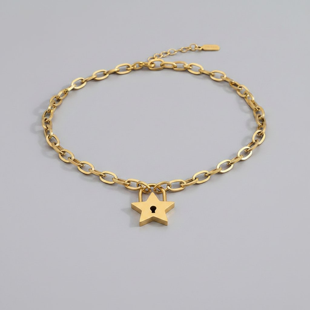 Solene Gold Necklace
