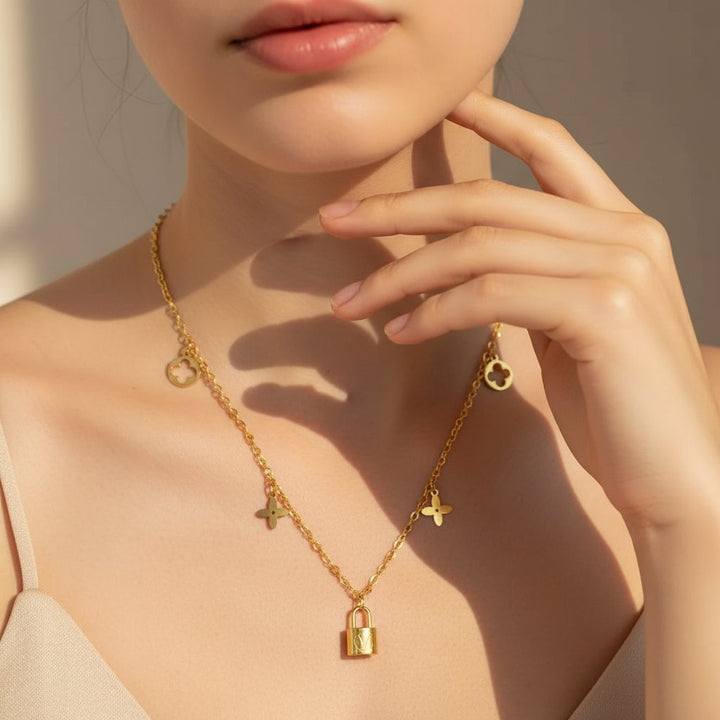 Ysolde Gold Necklace