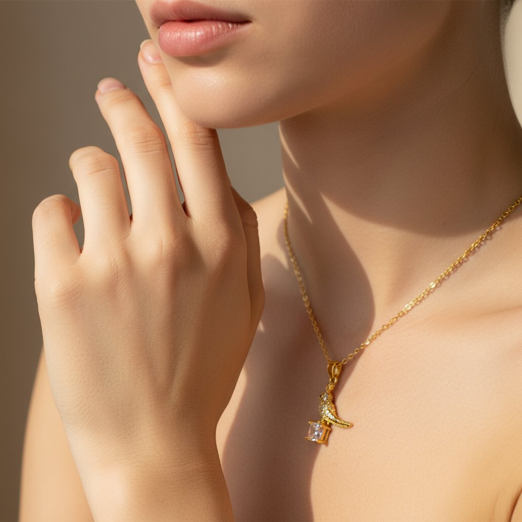 Ysolde Gold Necklace
