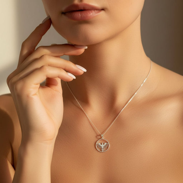 Ines Minimalist Necklace