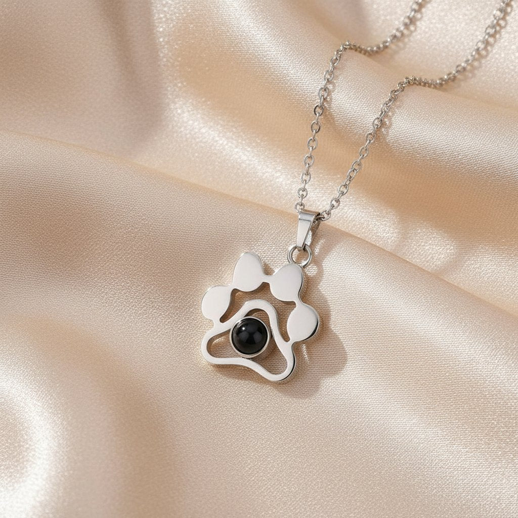 Yvaine Minimalist Necklace