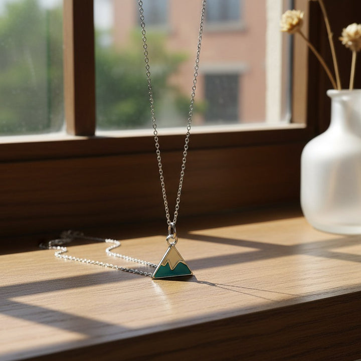 Orabel Minimalist Necklace