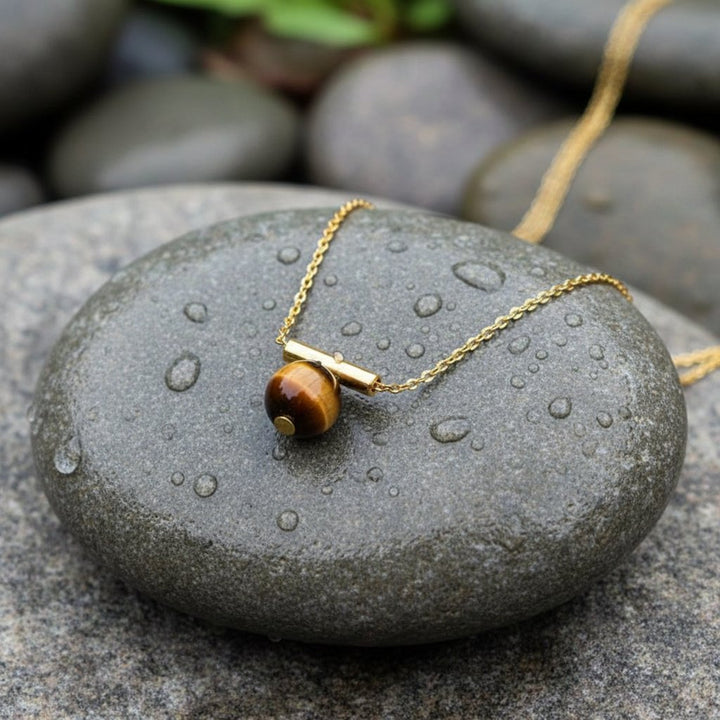 Rosaline Minimalist Necklace