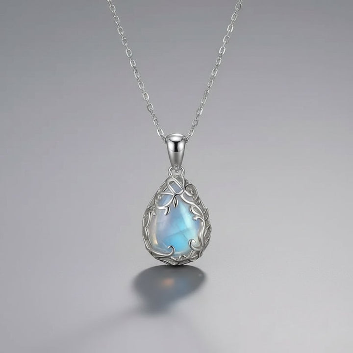 Delphine Gold Necklace