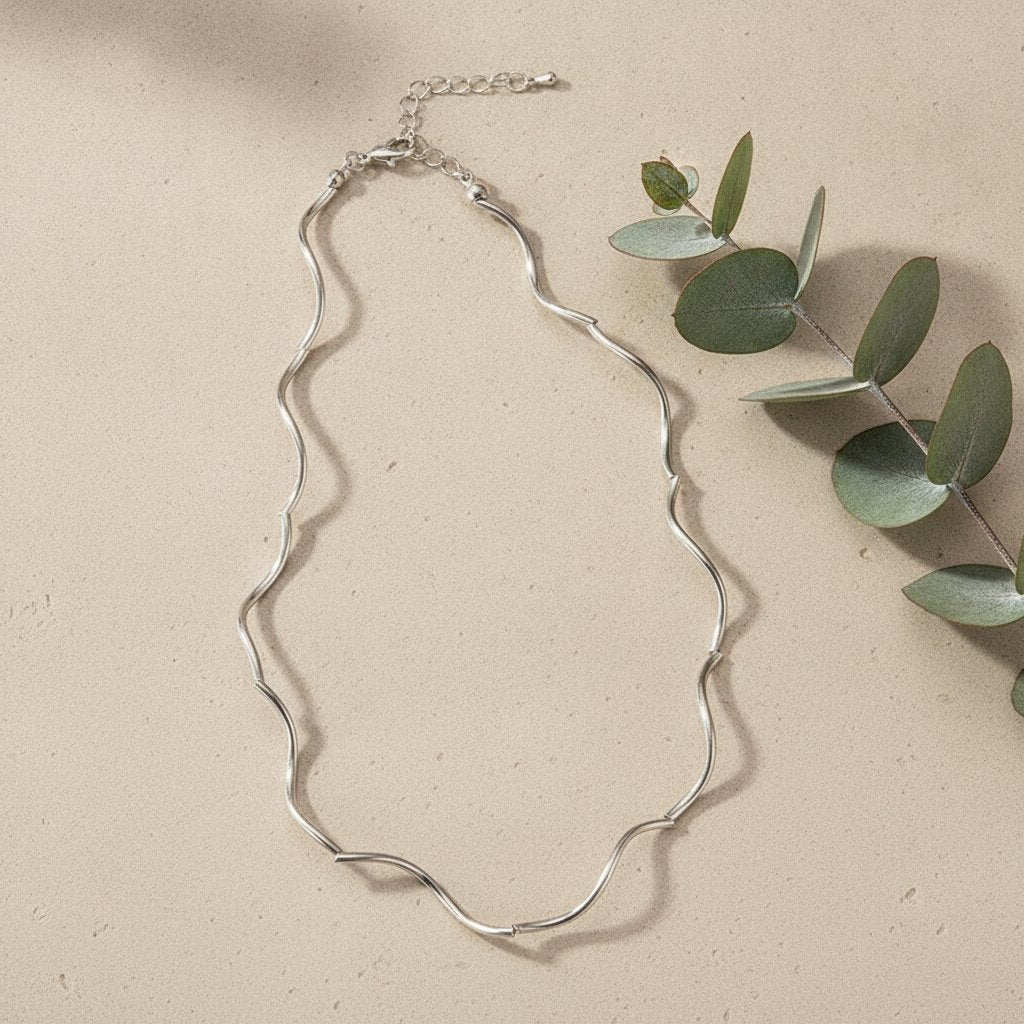 Vesper Minimalist Necklace