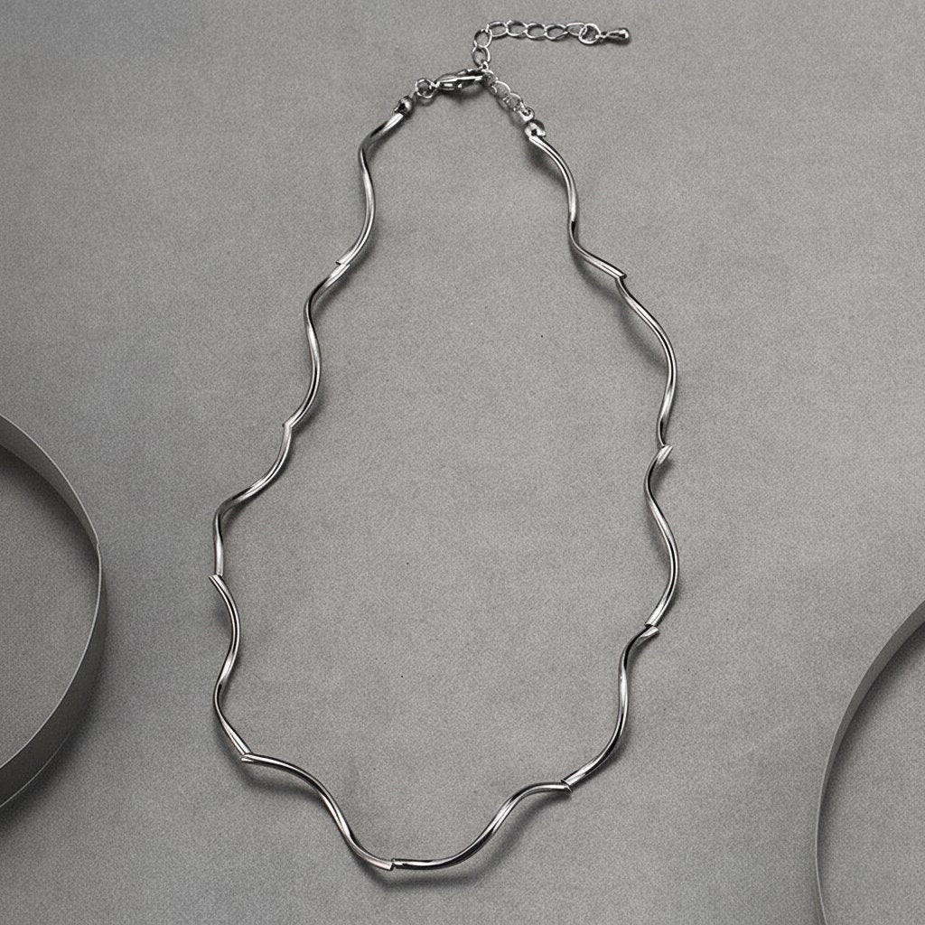Vesper Minimalist Necklace