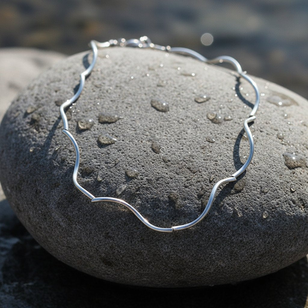 Vesper Minimalist Necklace