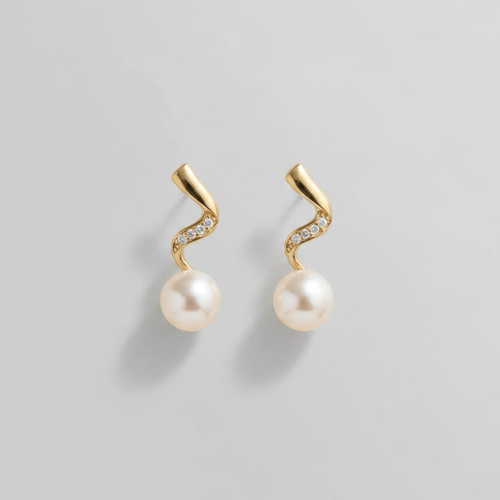 Elowen Pearl Earrings