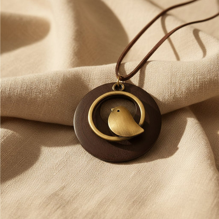Calla Vintage Necklace
