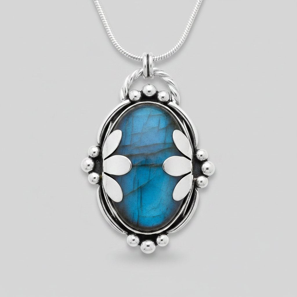 Amara Vintage Necklace