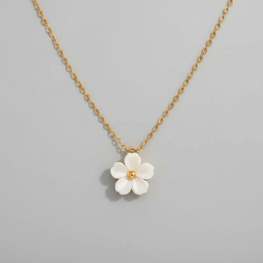 Hespera Vintage Necklace