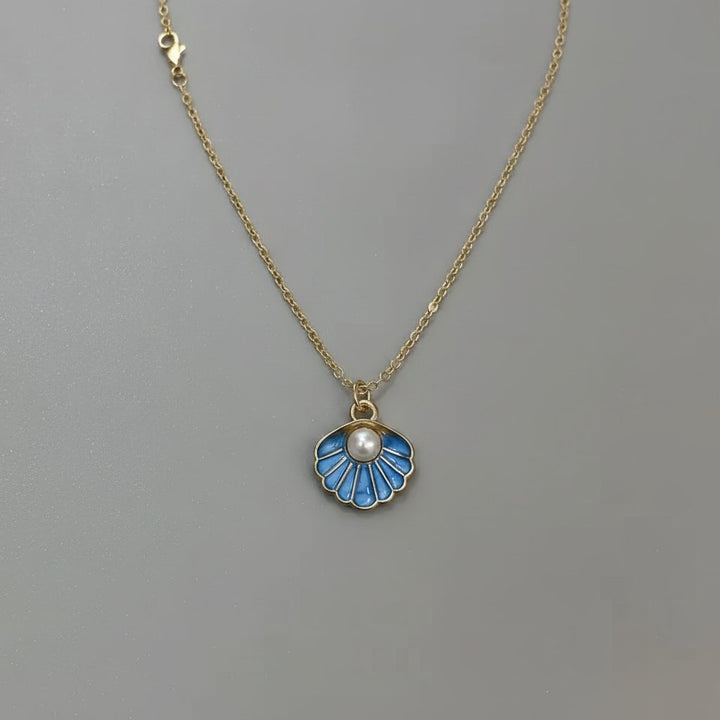 Elise Pearl Necklace