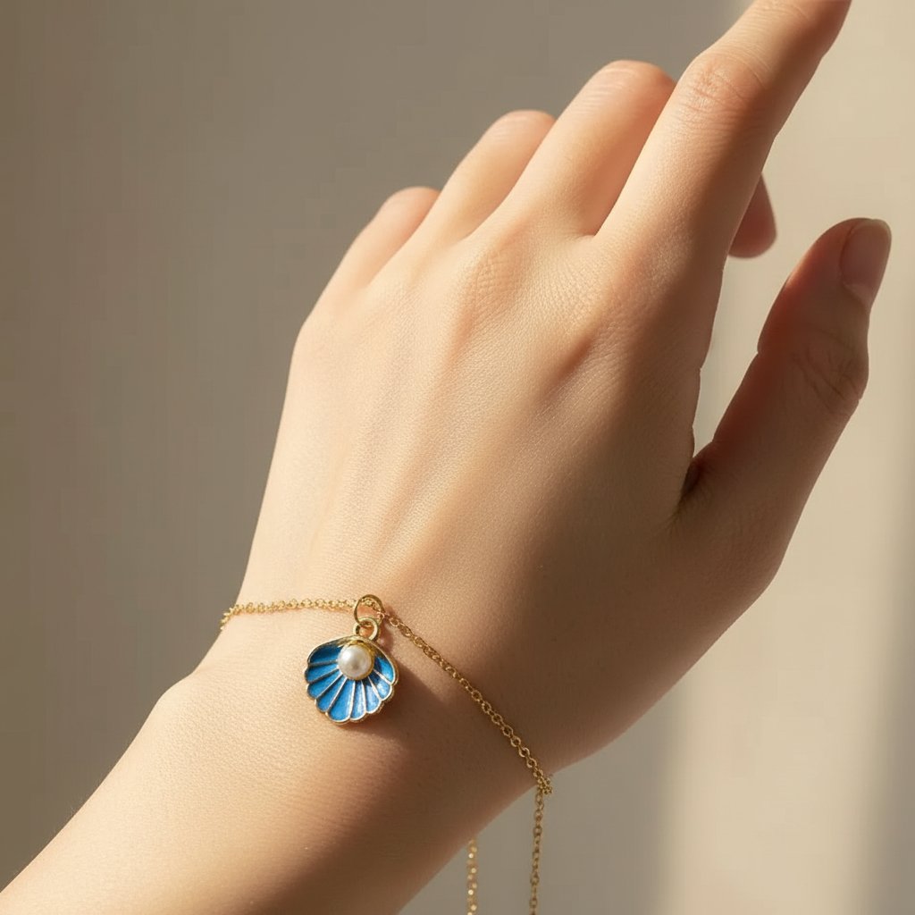 Elise Pearl Necklace
