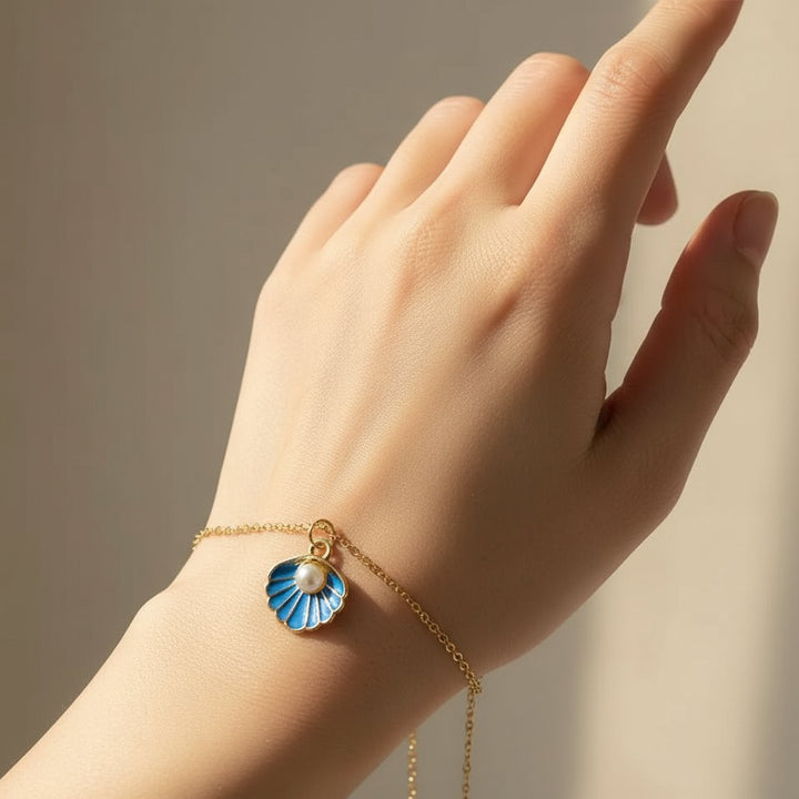 Elise Pearl Necklace