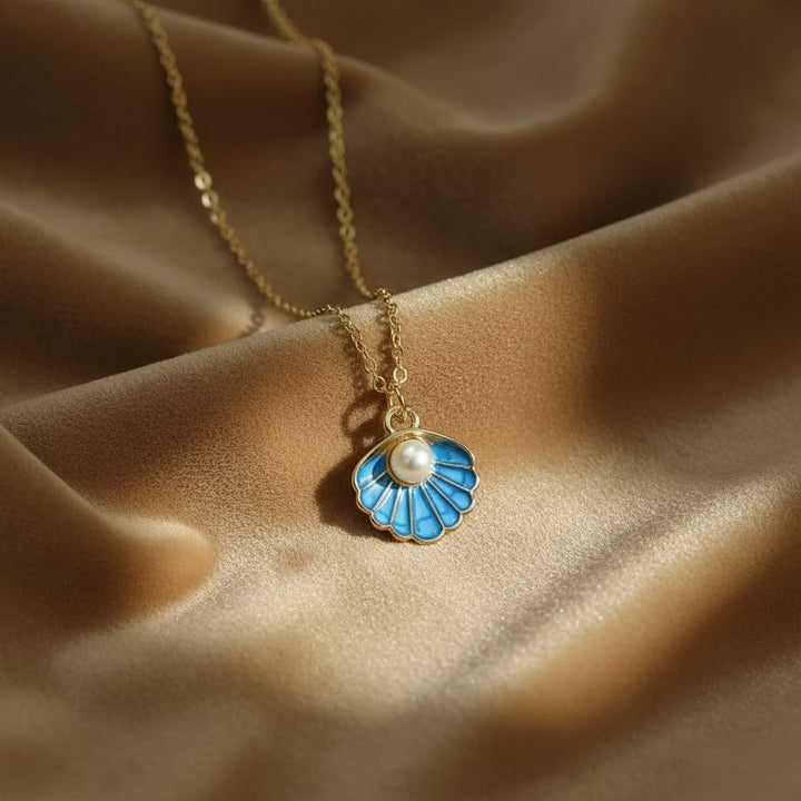 Elise Pearl Necklace