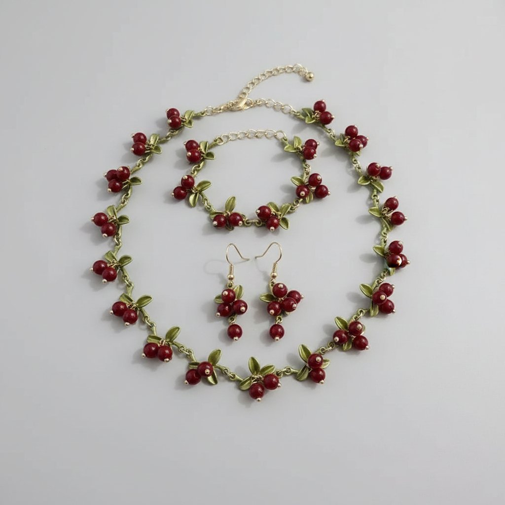 Romy Vintage Necklace