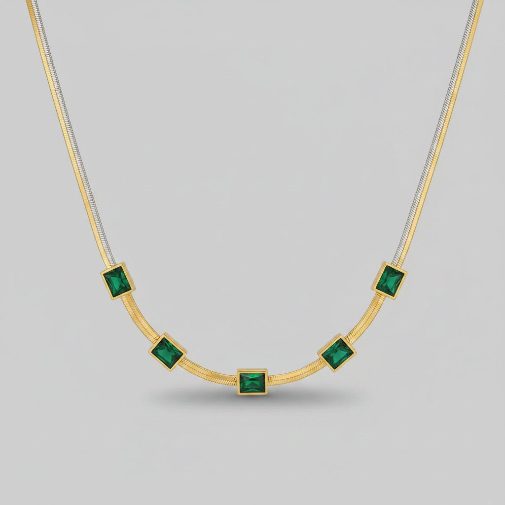 Bela Zirconia Necklace