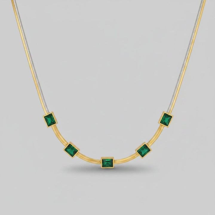 Bela Zirconia Necklace