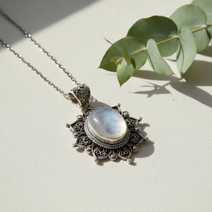 Quilla Moonstone Necklace