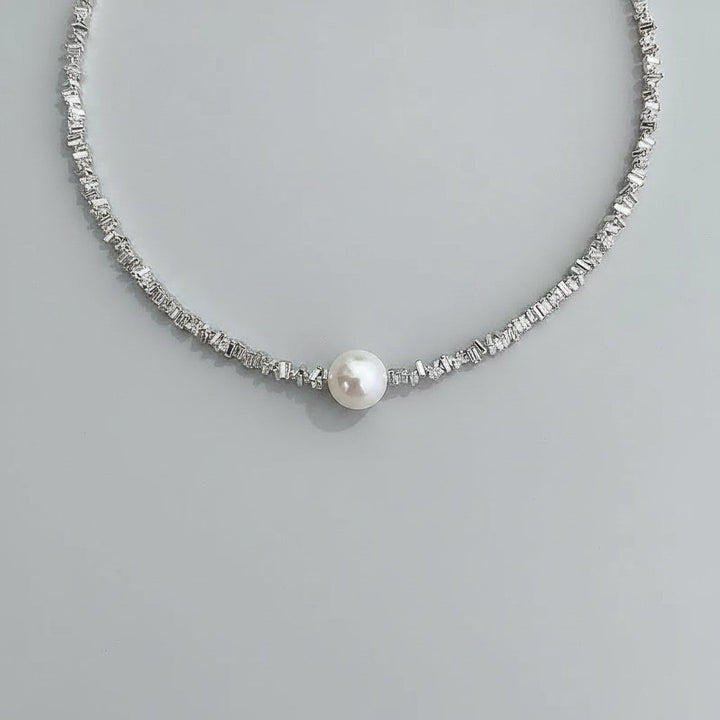Quilla Pearl Necklace