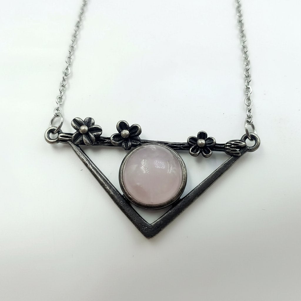 Fiora Quartz Necklace