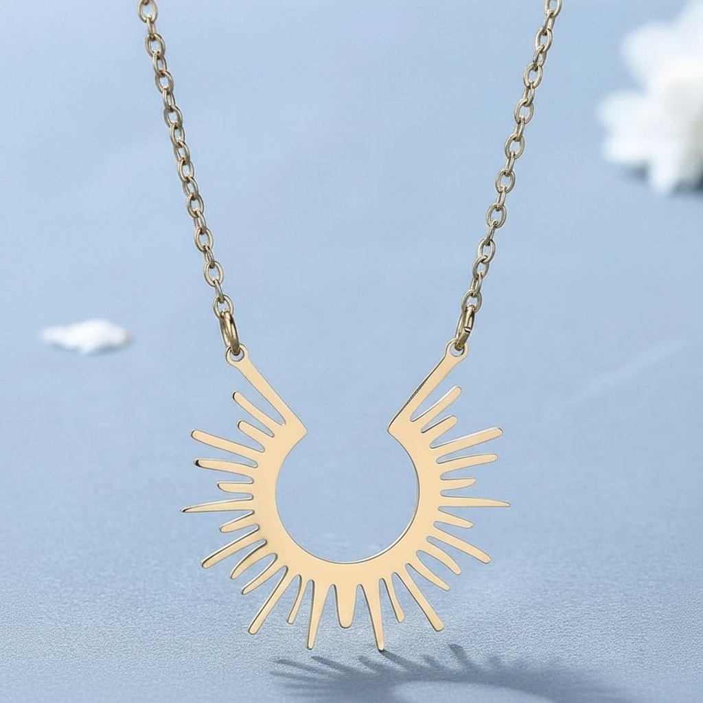 Marguerite Gold Necklace