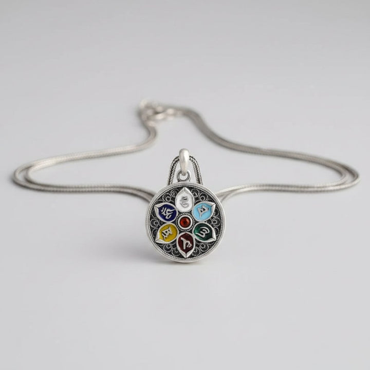 Bijou Vintage Necklace