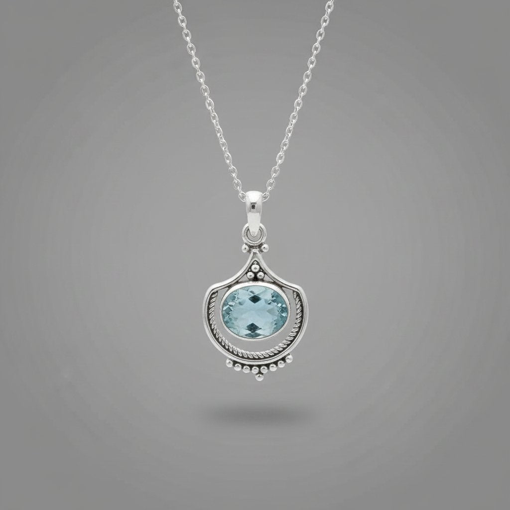 Pia Aquamarine Necklace