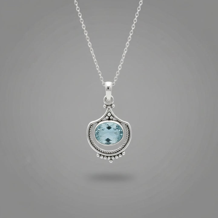 Pia Aquamarine Necklace