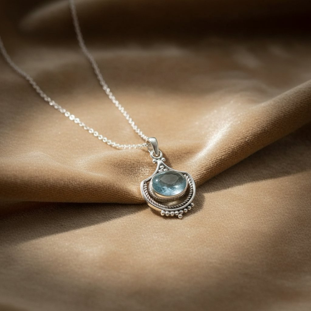 Pia Aquamarine Necklace