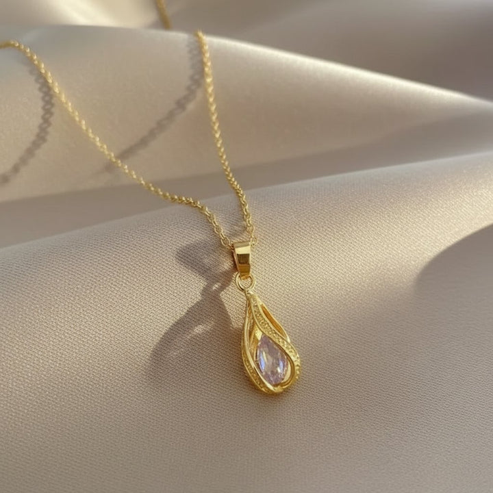 Kaia Necklace