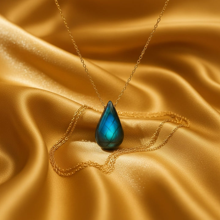 Kaia Necklace