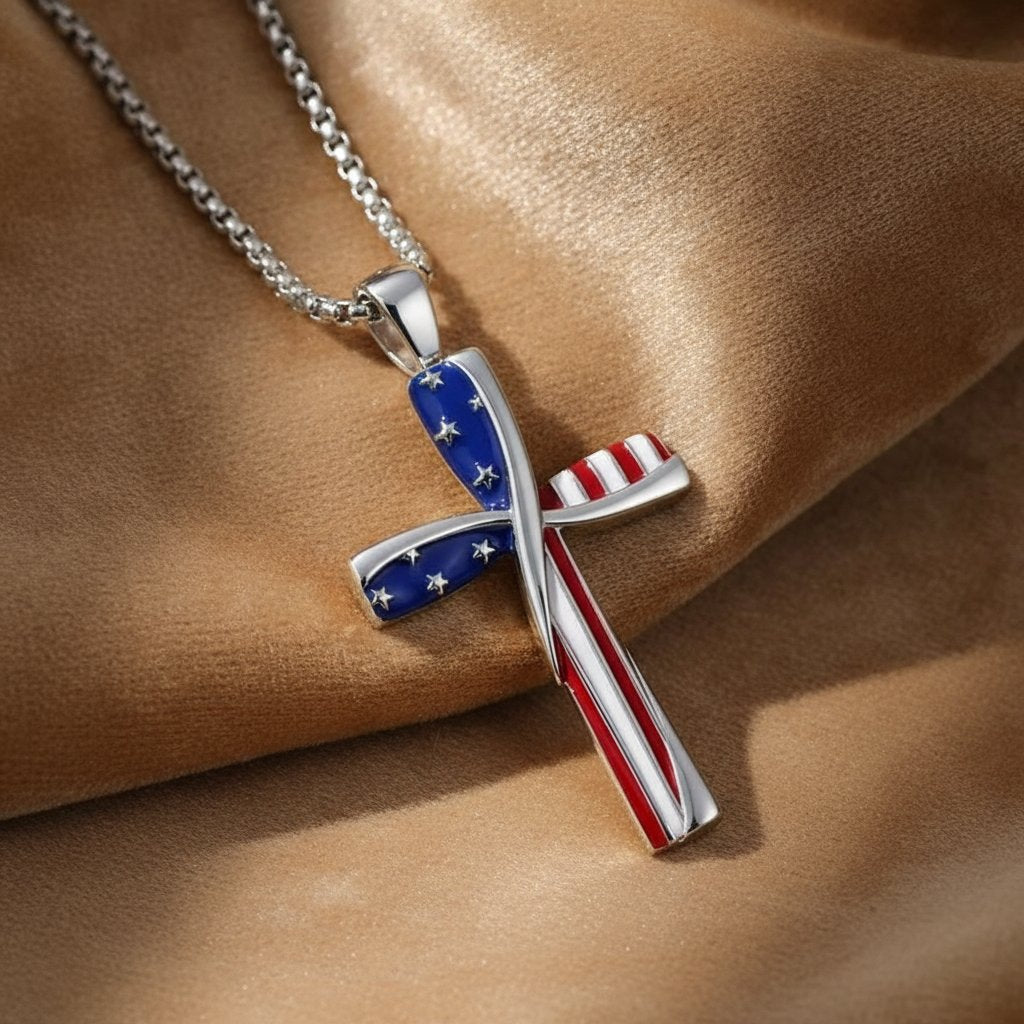 Leocadia Necklace