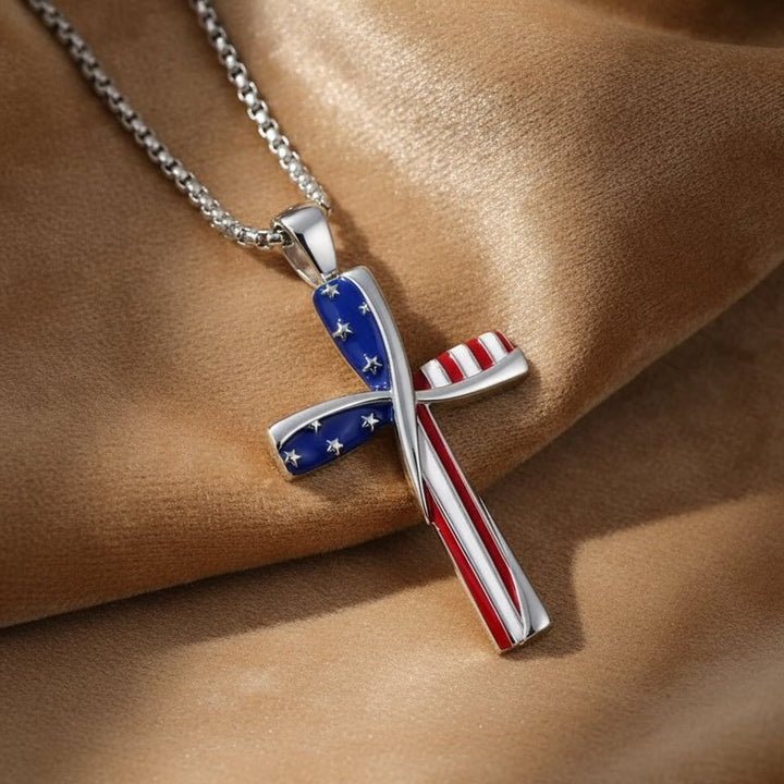 Leocadia Necklace