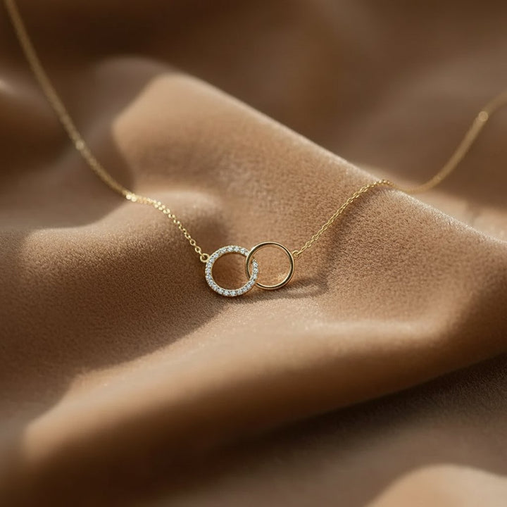 Leocadia Necklace