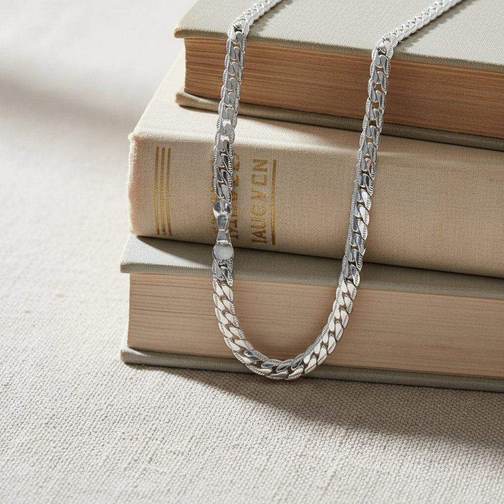 Lucine Necklace