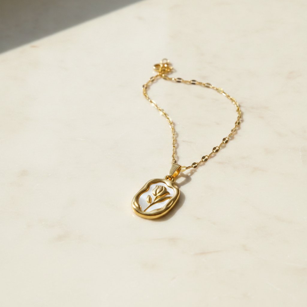 Verena Necklace