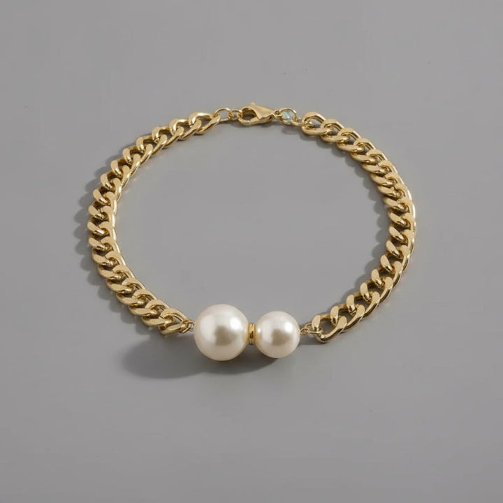 Romy Pearl Necklace