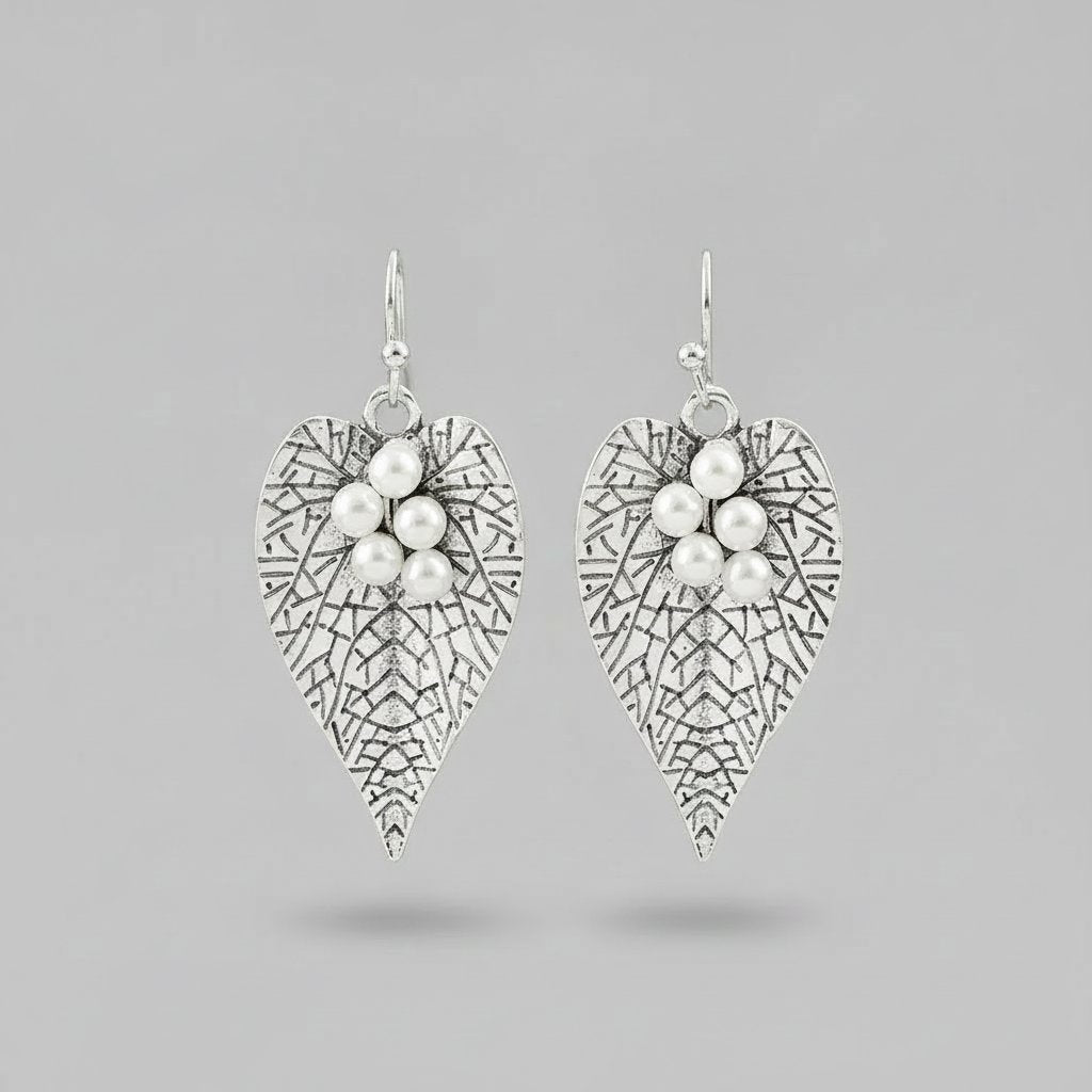 Beatrice Pearl Earrings