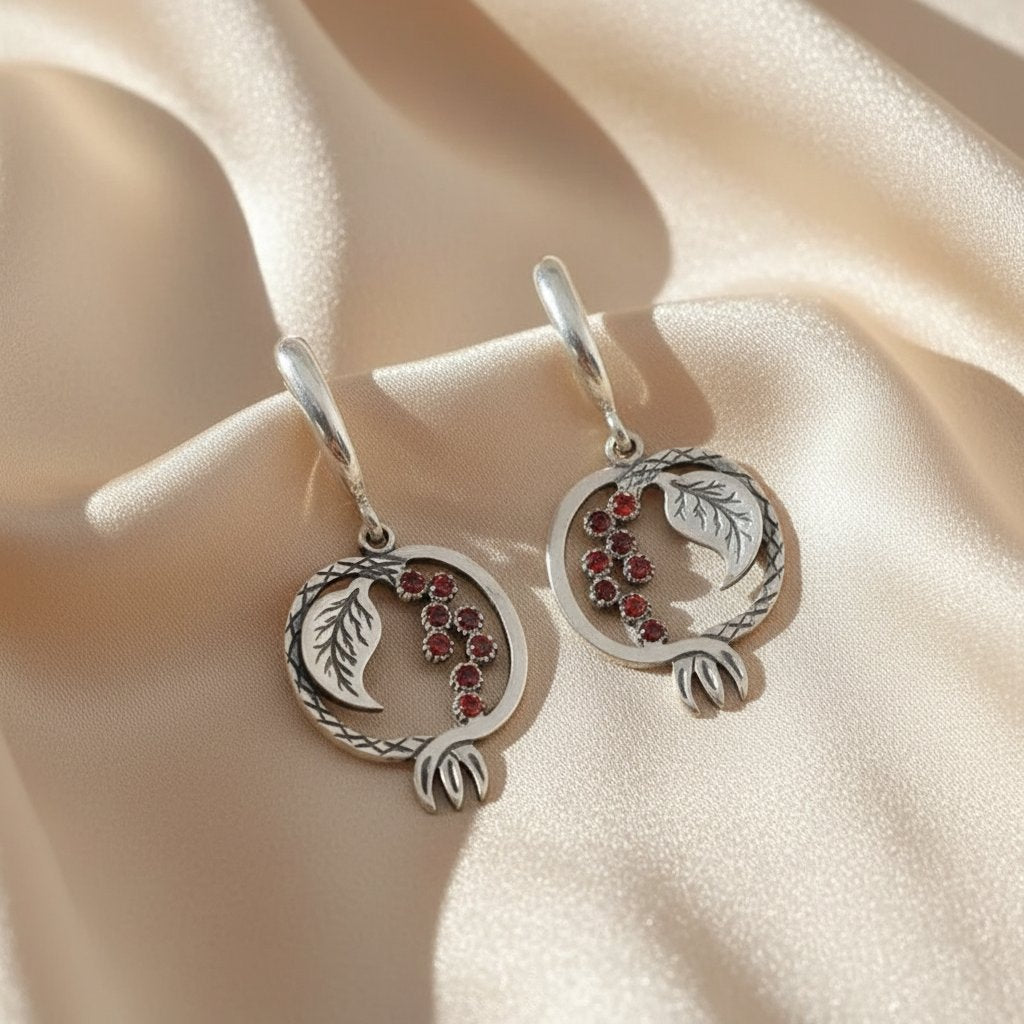 Lioria Vintage Earrings