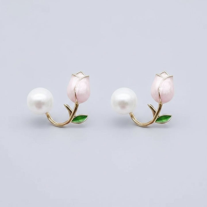 Mireille Pearl Earrings