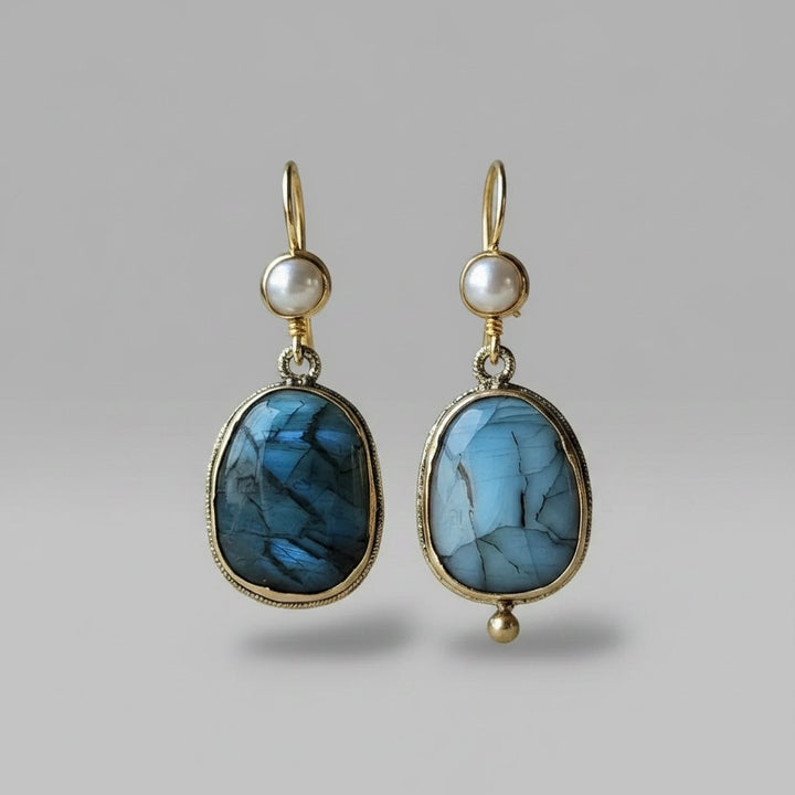 Quilla Pearl Earrings
