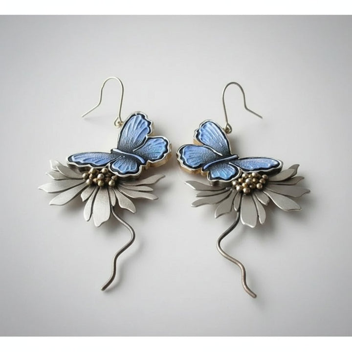 Willa Vintage Earrings
