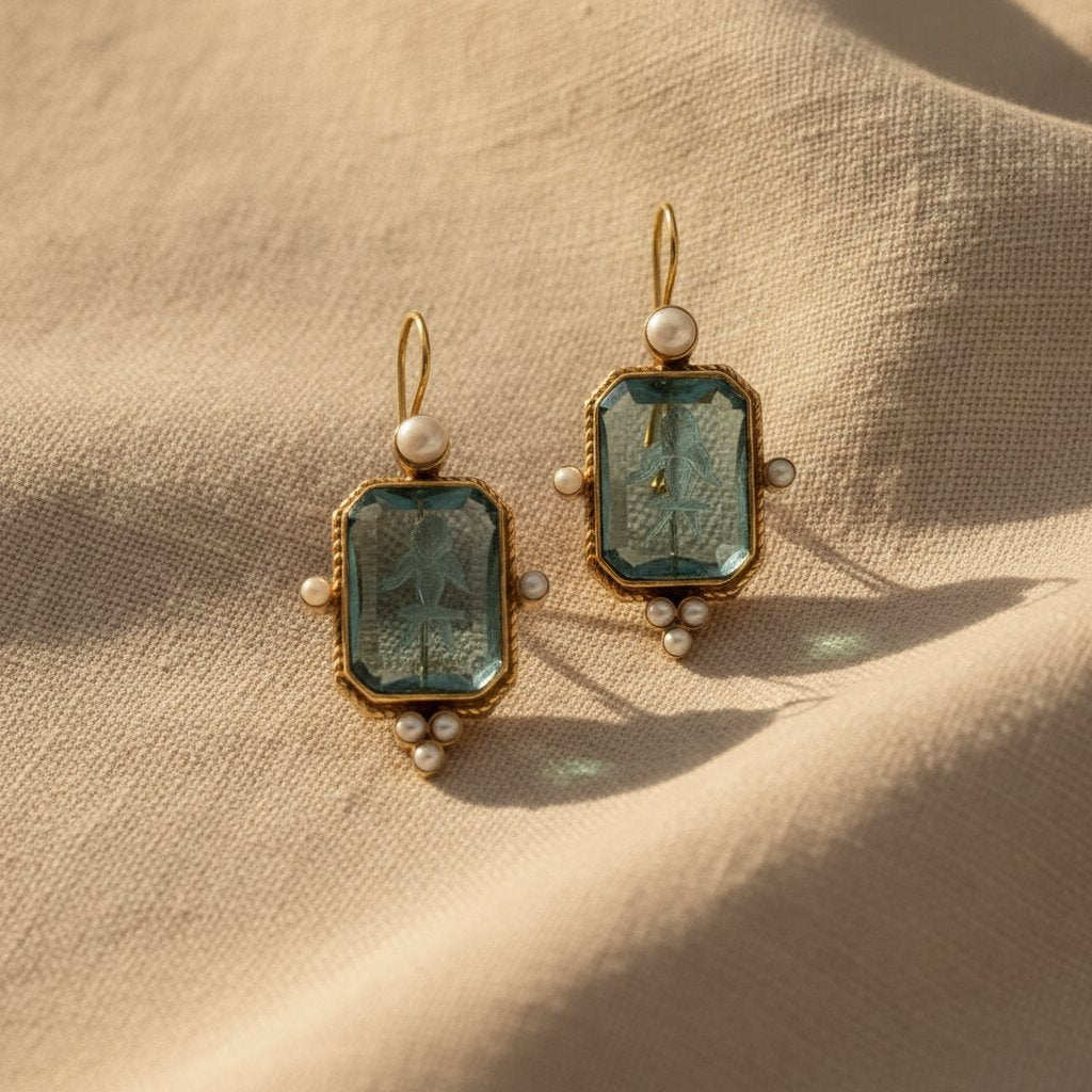 Linnea Pearl Earrings