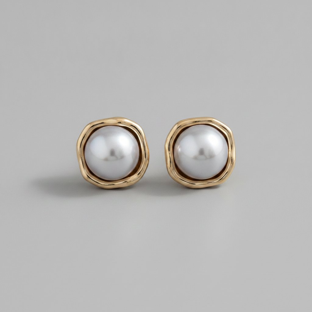 Vera Pearl Earrings