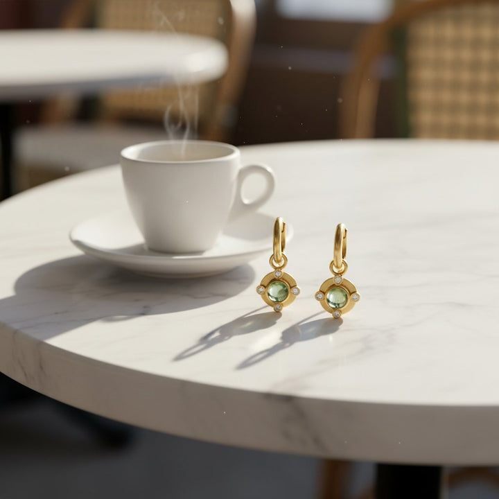 Boucles d'oreilles vintage zirconia vert en or