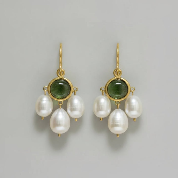 Kaia Pearl Earrings