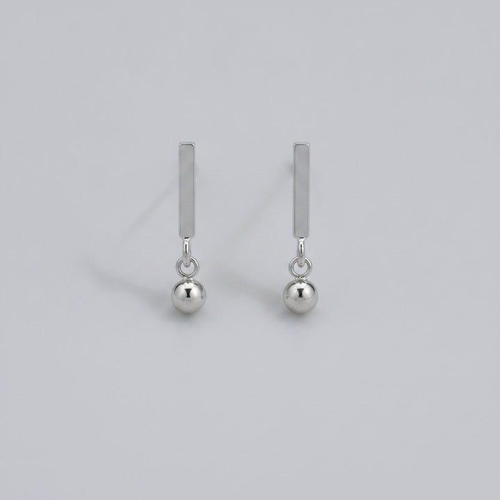 Marisole Minimalist Earrings